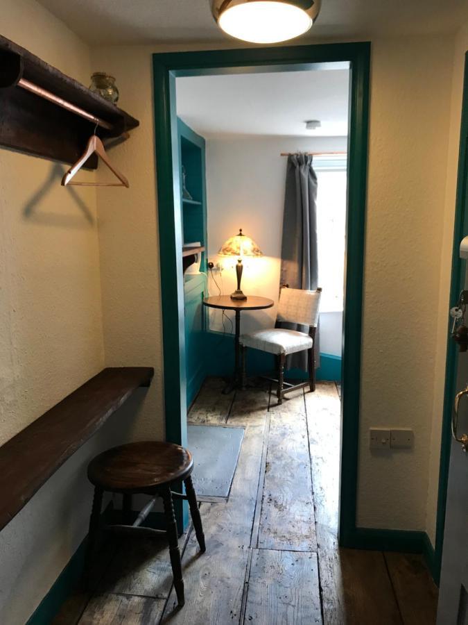 The White Bear Bed & Breakfast Devizes Luaran gambar
