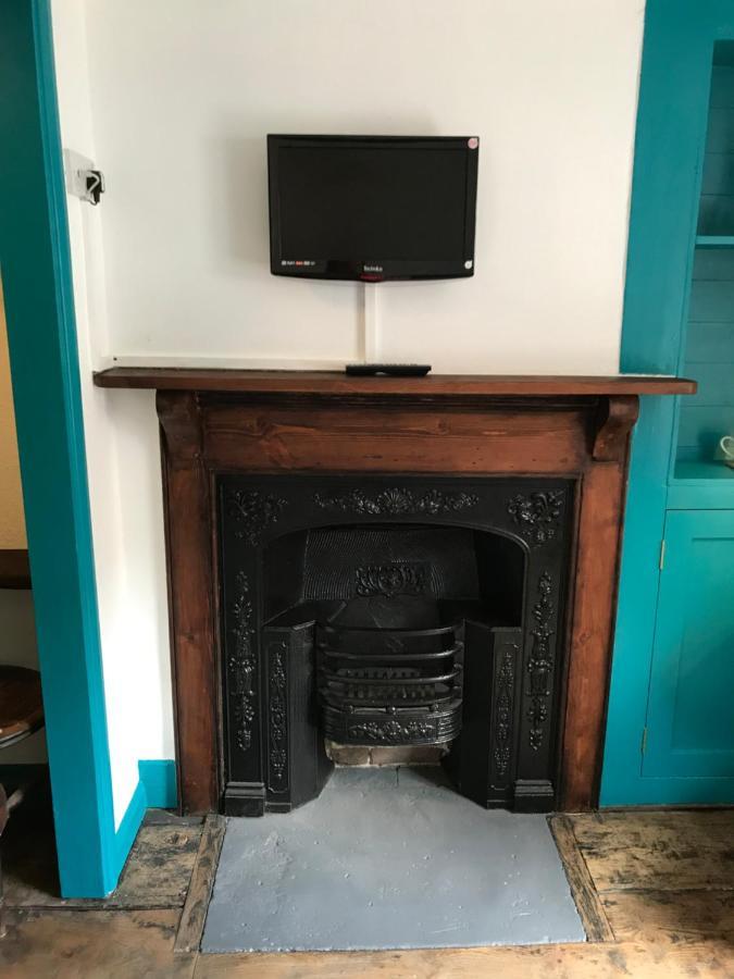 The White Bear Bed & Breakfast Devizes Luaran gambar